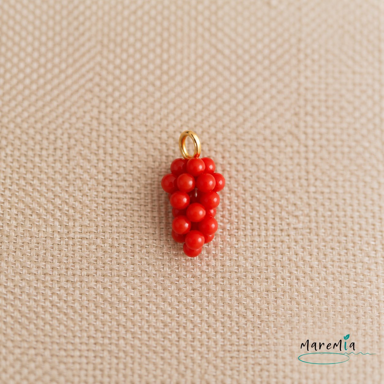 Charms racimo de uva de coral