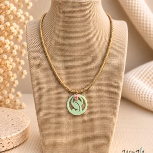Collar Virgen Niña silueta