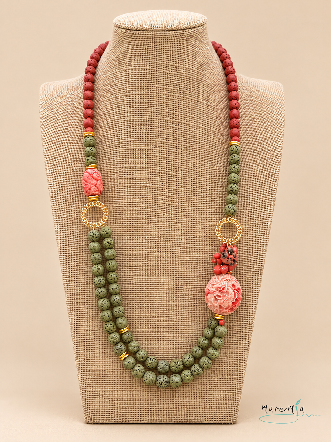 Collar Largo Resina Tallada y Piedra Volcánica